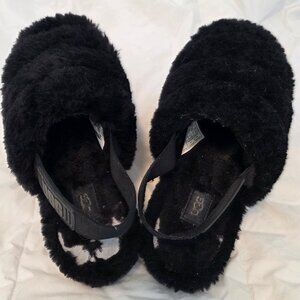 UGG Women's Super Fluff Slipper sandals